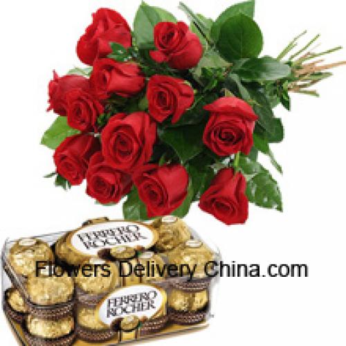 12 Rose Rosse con deliziosi cioccolatini