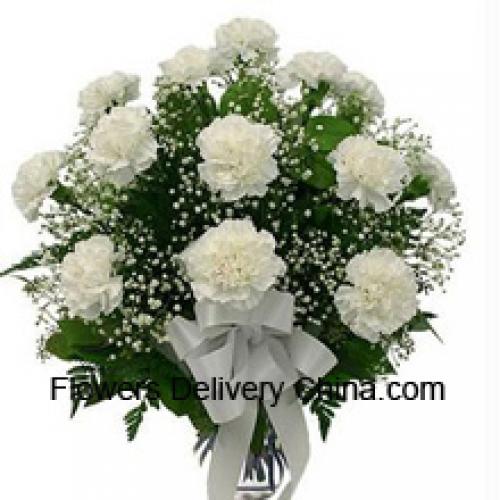 18 Cute White Carnations