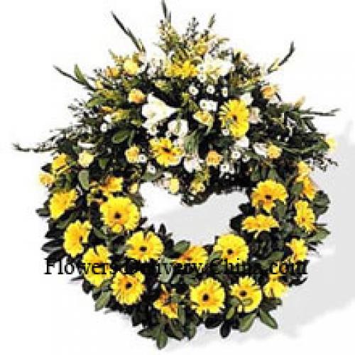 Delightful White Wreath