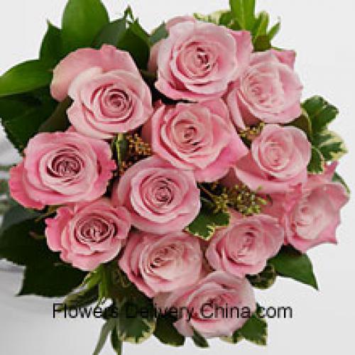 12 Schattige Roze Rozen